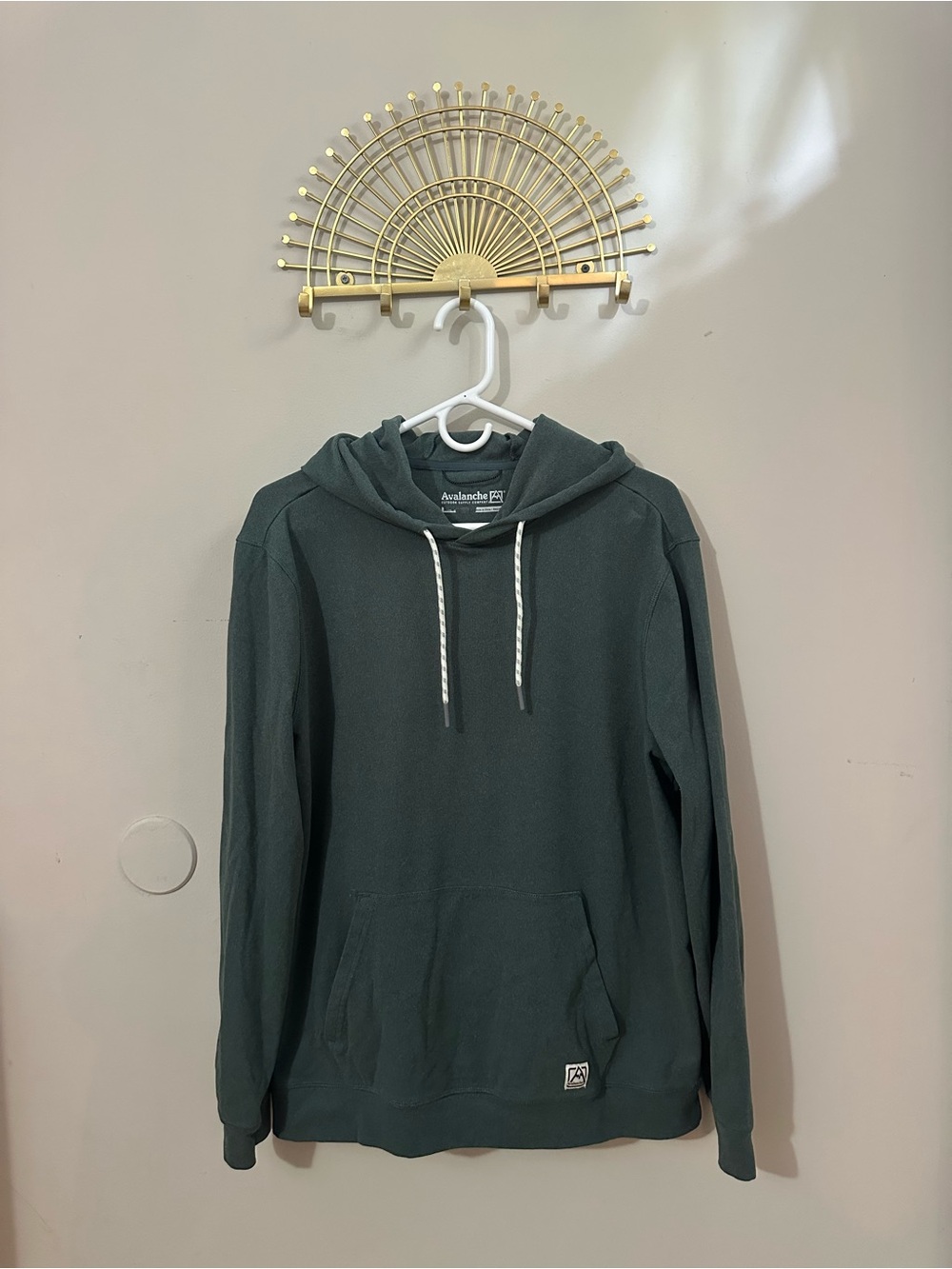 Avalanche Men’s Forest Green Hoodie with Kangaroo Pocket